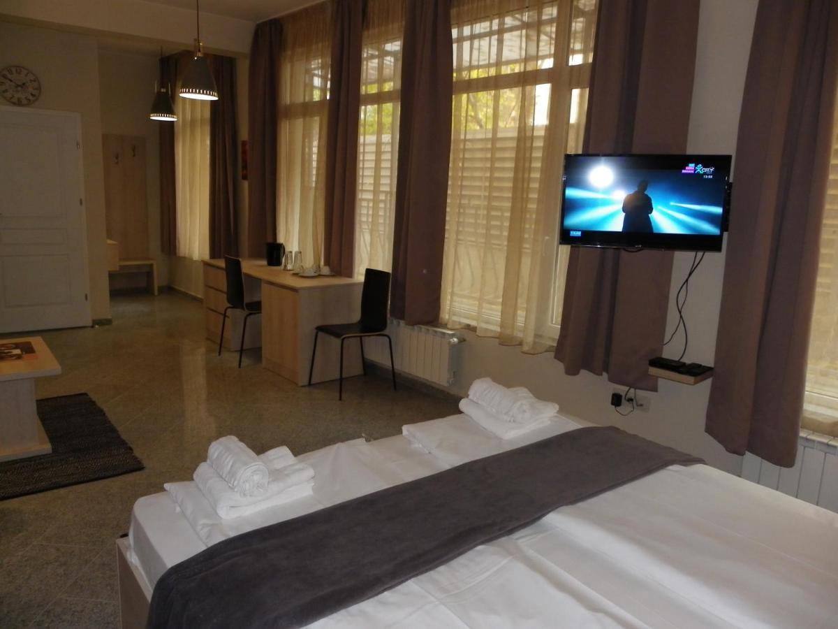 Mini Sofia Apartman Kültér fotó